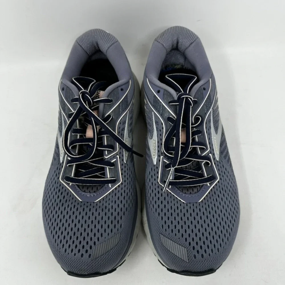 Brooks weight lb